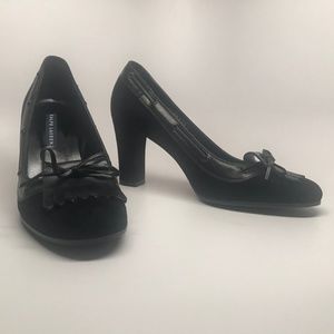 Ralph Lauren Black Label. Black Suede Kiltie Pump